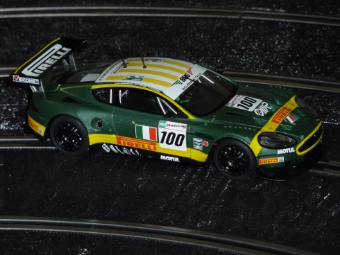 Aston Martin DBR9 02